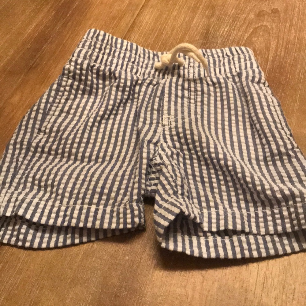 GAP shorts- Boy